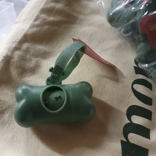 Green Bone Hundeposer I etui m. Duft af vildebær (15 stk)